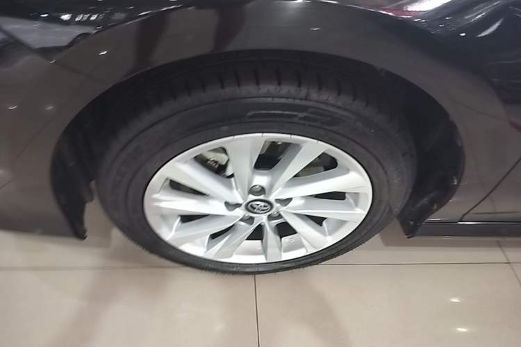 Used Toyota Camry 2023 Dual-Motor 2.5 HGVP Leading Edition Left Front Wheel Hub