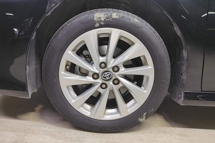 Used Toyota Camry 2023 2.0GVP Premier Edition Left Front Wheel Hub