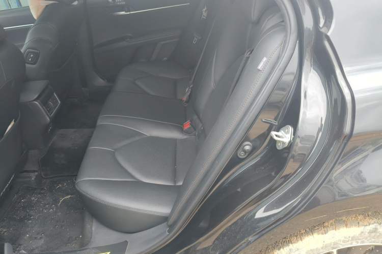Used Toyota Camry 2023 2.5G Luxury Edition Left Rear Seat
