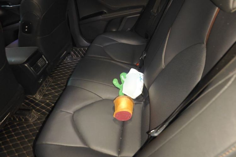 Used Toyota Camry 2023 2.5G Luxury Edition Left Rear Seat