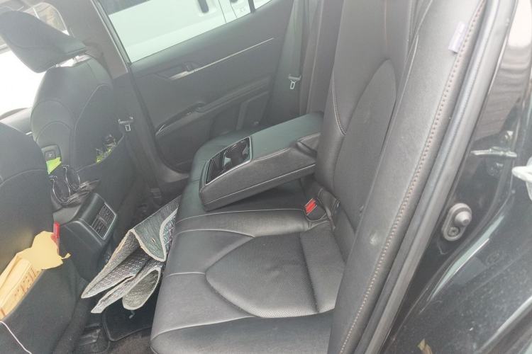 Used Toyota Camry 2023 2.5G Luxury Edition Left Rear Seat