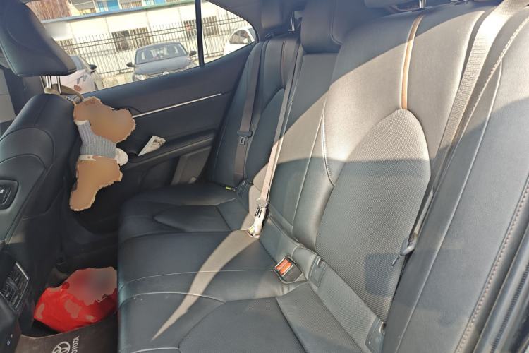 Used Toyota Camry 2023 2.5G Luxury Edition Left Rear Seat