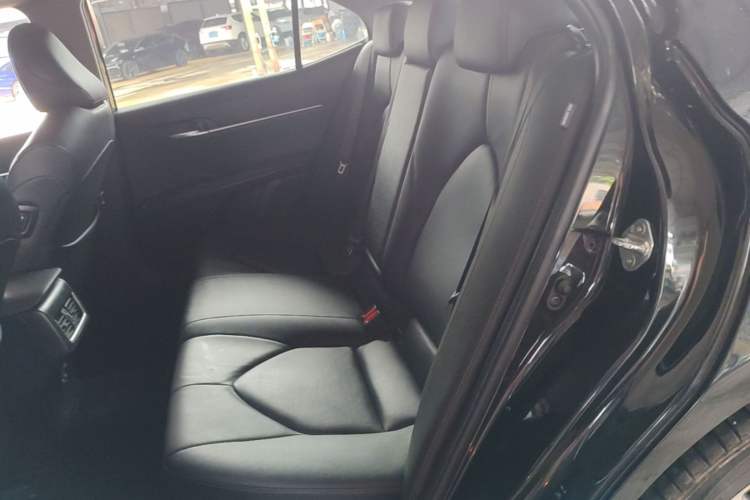 Used Toyota Camry 2023 2.5G Luxury Edition Left Rear Seat