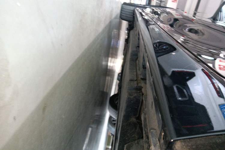 Used Toyota Camry 2023 2.0E Elite Edition Left Side Sill