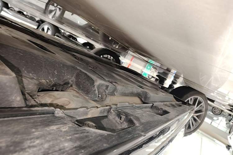 Used Toyota Camry 2023 2.5G Luxury Edition Left Side Sill