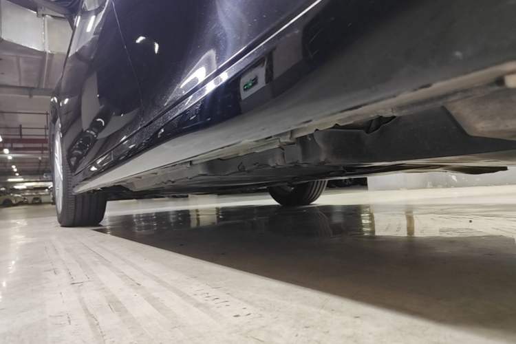 Used Toyota Camry 2023 2.0GVP Premier Edition Left Side Sill