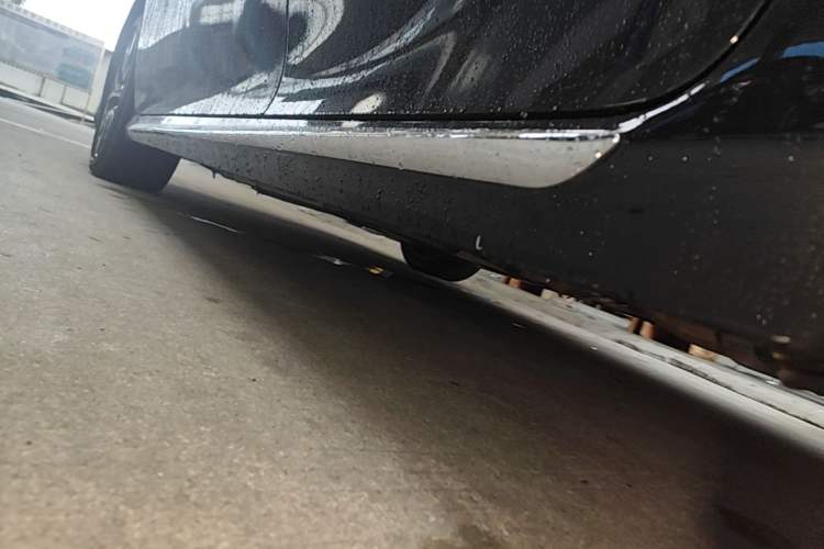 Used Toyota Camry 2023 Dual-Motor 2.5HG Luxury Edition Left Side Sill