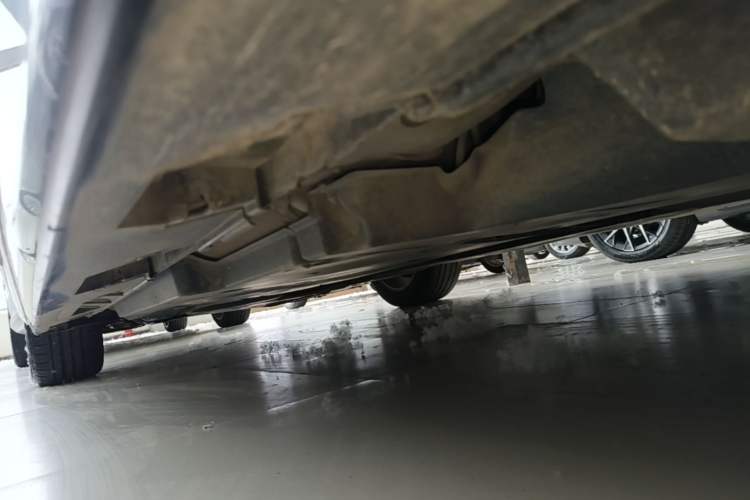 Used Toyota Camry 2023 2.0G Luxury Edition Left Side Sill