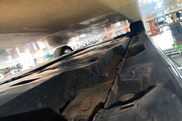 Used Toyota Camry 2023 2.0G Luxury Edition Left Side Sill