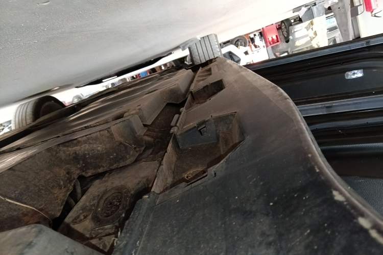 Used Toyota Camry 2023 2.0S Knight Edition Left Side Sill