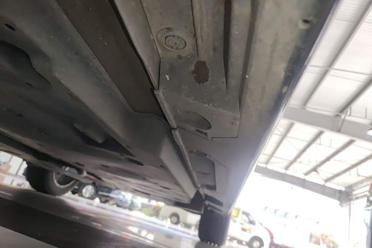 Used Toyota Camry 2023 2.0GVP Premier Edition Left Side Sill