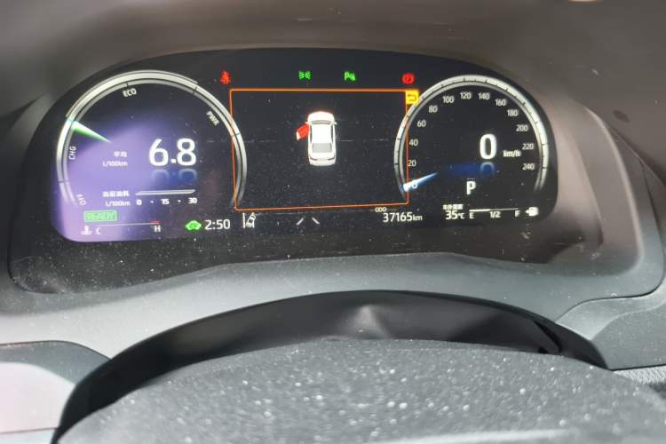 Used Toyota Camry 2023 Dual-Motor 2.5HG Luxury Edition Odometer Close Up