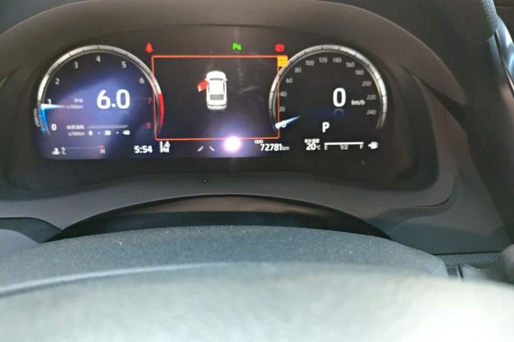 Used Toyota Camry 2023 2.5G Luxury Edition Odometer Close Up