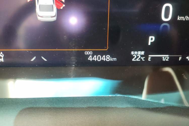 Used Toyota Camry 2023 2.5G Luxury Edition Odometer Close Up