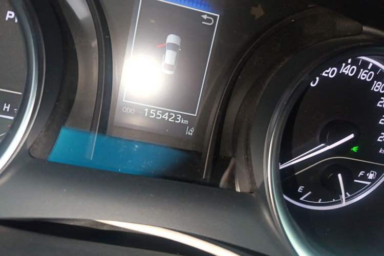 Used Toyota Camry 2023 Dual-Motor 2.5 HGVP Leading Edition Odometer Close Up