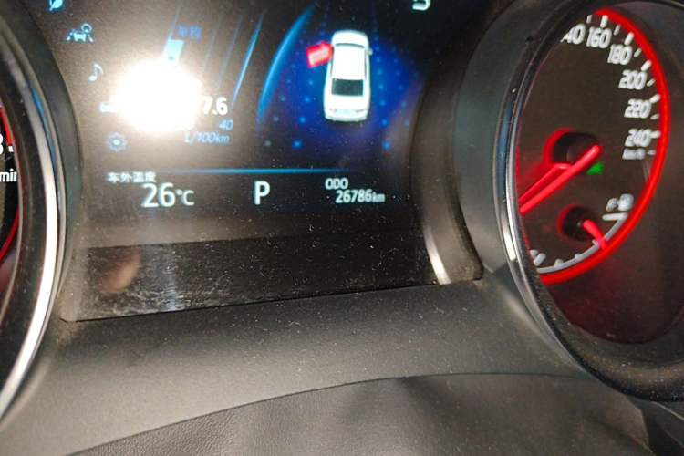 Used Toyota Camry 2023 2.0S FENGSHANG Edition Odometer Close Up