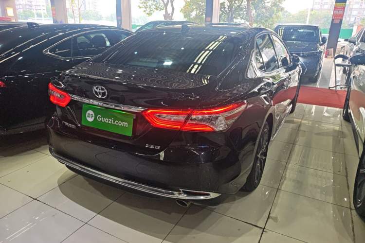 Used Toyota Camry 2023 2.5G Luxury Edition Rear Right 45 Deg