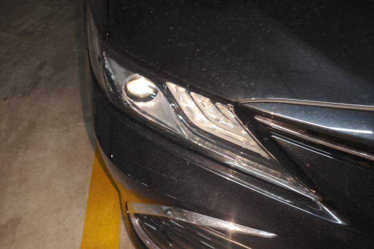Used Toyota Camry 2023 2.5G Luxury Edition Right Front Headlight