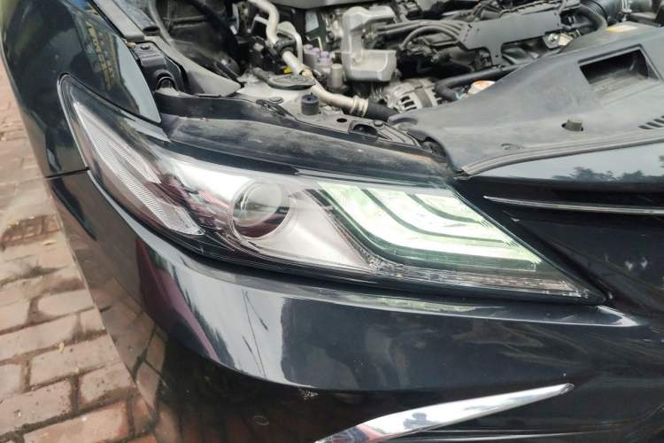Used Toyota Camry 2023 2.5G Luxury Edition Right Front Headlight