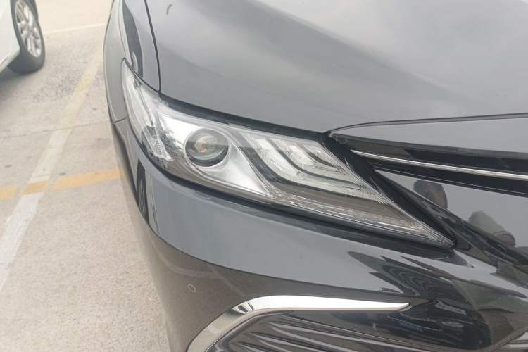 Used Toyota Camry 2023 2.0G Luxury Edition Right Front Headlight