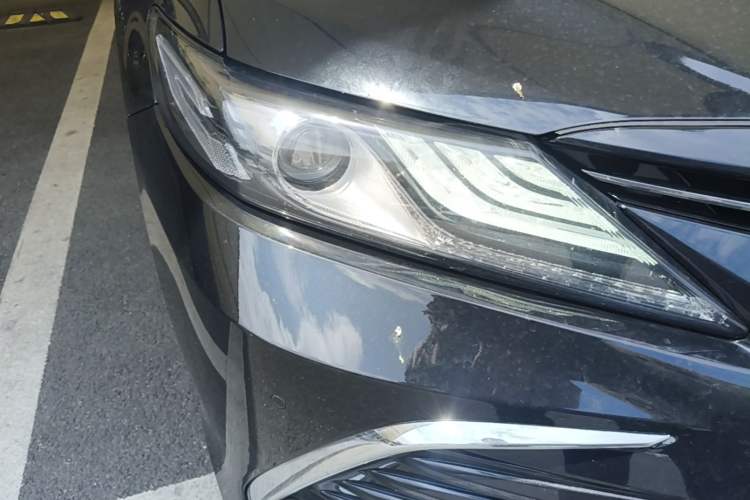 Used Toyota Camry 2023 2.5G Luxury Edition Right Front Headlight