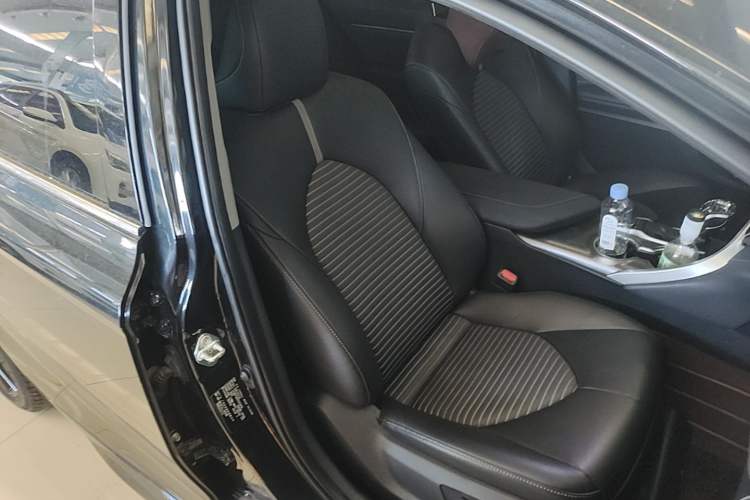 Used Toyota Camry 2023 2.0S Knight Edition Right Front Seat