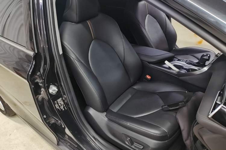 Used Toyota Camry 2023 2.0GVP Premier Edition Right Front Seat