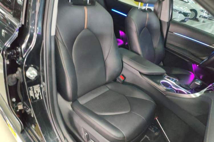 Used Toyota Camry 2023 2.5G Luxury Edition Right Front Seat