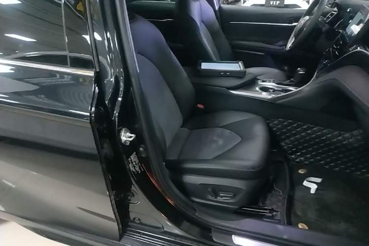 Used Toyota Camry 2023 2.0S FENGSHANG Edition Right Front Seat