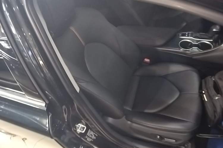 Used Toyota Camry 2023 Dual-Motor 2.5 HGVP Leading Edition Right Front Seat