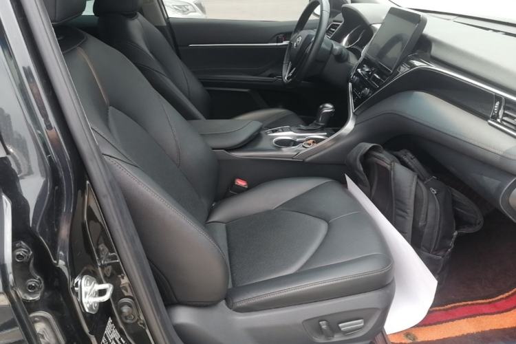 Used Toyota Camry 2023 2.0G Luxury Edition Right Front Seat