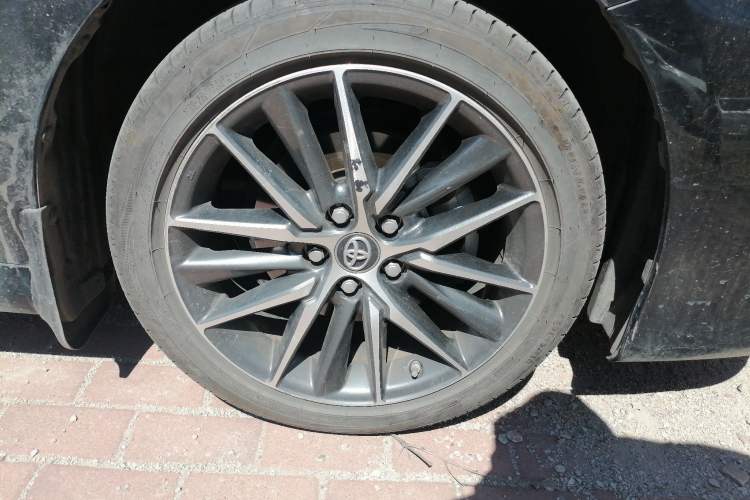 Used Toyota Camry 2023 2.5G Luxury Edition Right Front Wheel Hub