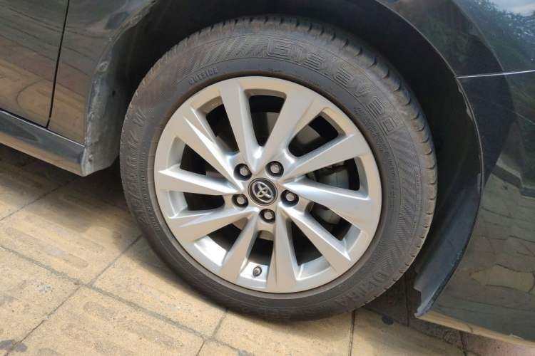 Used Toyota Camry 2023 Dual-Motor 2.5 HGVP Leading Edition Right Front Wheel Hub