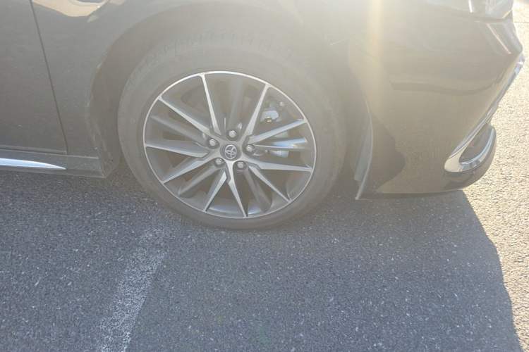 Used Toyota Camry 2023 2.5G Luxury Edition Right Front Wheel Hub