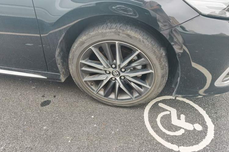 Used Toyota Camry 2023 2.5G Luxury Edition Right Front Wheel Hub