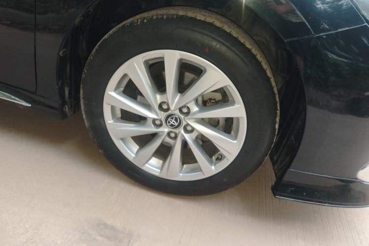 Used Toyota Camry 2023 2.0G Luxury Edition Right Front Wheel Hub