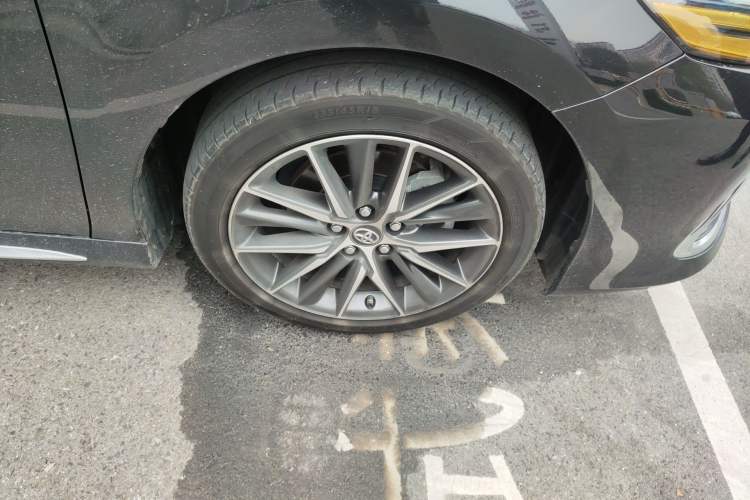 Used Toyota Camry 2023 2.5G Luxury Edition Right Front Wheel Hub