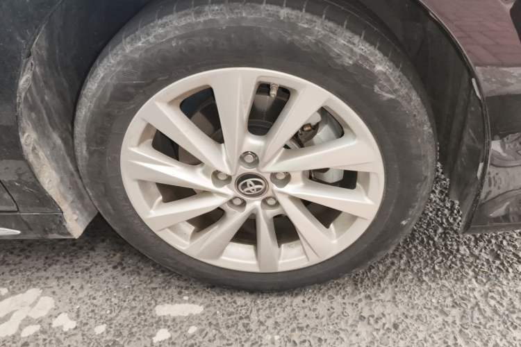 Used Toyota Camry 2023 2.0G Luxury Edition Right Front Wheel Hub