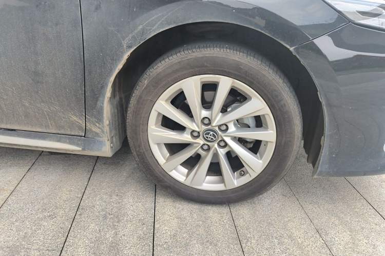 Used Toyota Camry 2023 2.0G Luxury Edition Right Front Wheel Hub