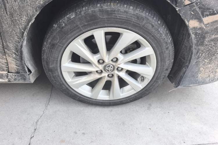Used Toyota Camry 2023 2.0G Luxury Edition Right Front Wheel Hub