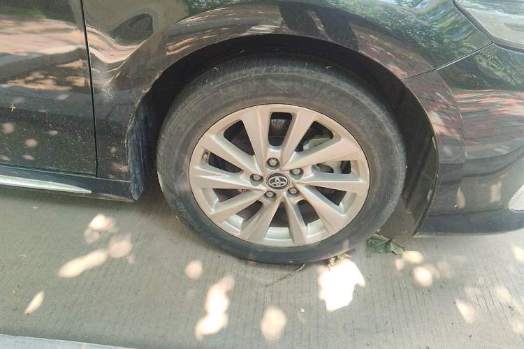 Used Toyota Camry 2023 2.0G Luxury Edition Right Front Wheel Hub
