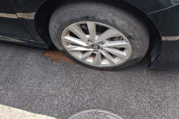 Used Toyota Camry 2023 2.0G Luxury Edition Right Front Wheel Hub