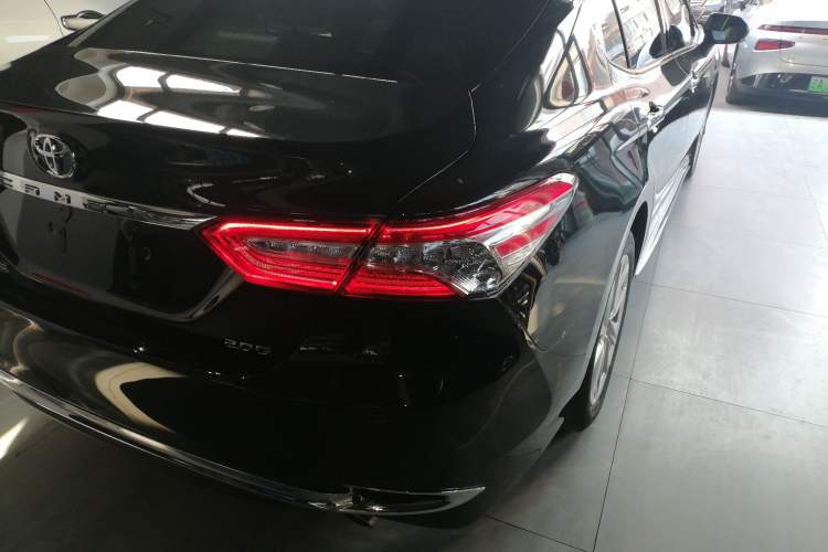 Used Toyota Camry 2023 2.0G Luxury Edition Right Rear Taillight