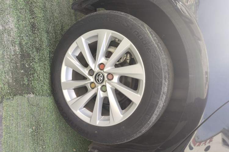 Used Toyota Camry 2023 2.0G Luxury Edition Right Rear Wheel Hub