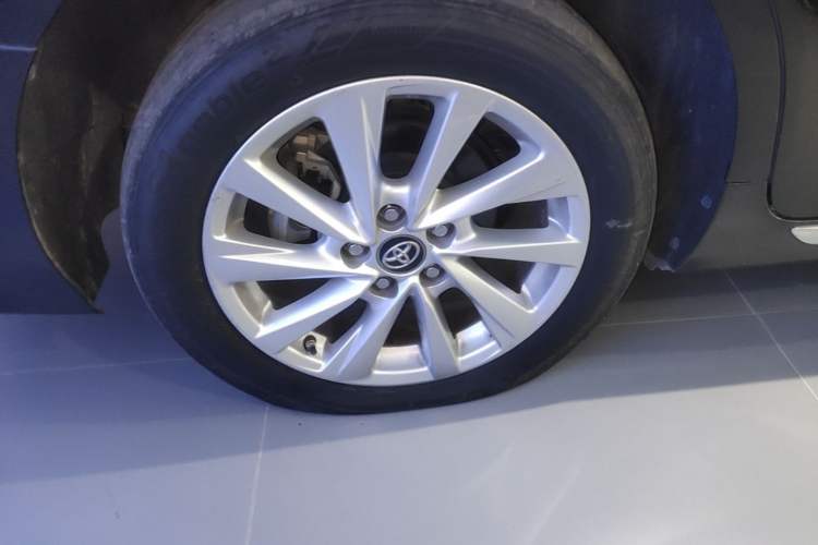 Used Toyota Camry 2023 2.0G Luxury Edition Right Rear Wheel Hub