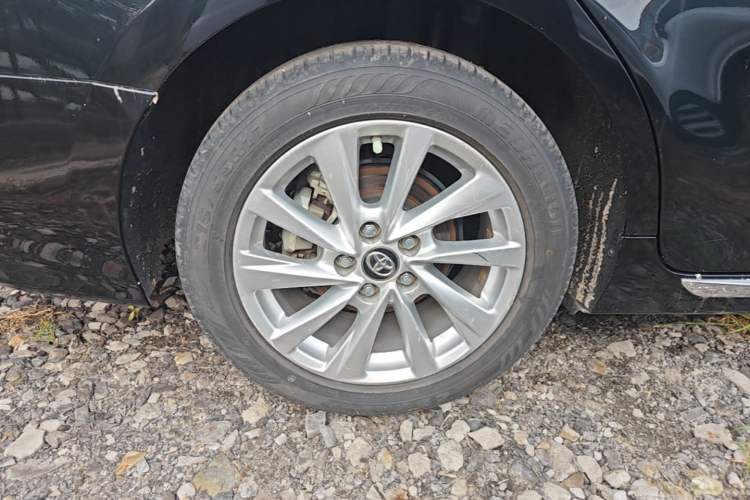 Used Toyota Camry 2023 2.0G Luxury Edition Right Rear Wheel Hub