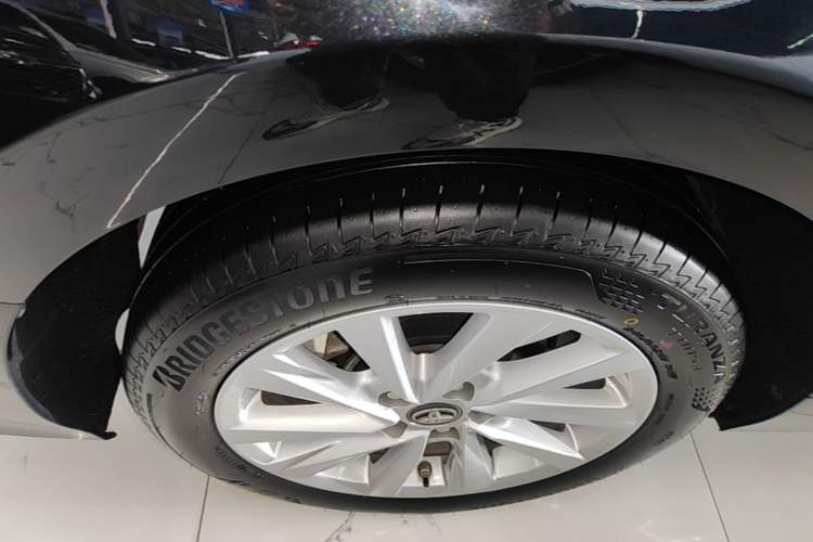 Used Toyota Camry 2023 2.0G Luxury Edition Right Rear Wheel Hub