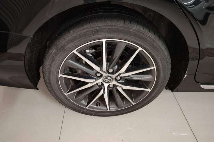 Used Toyota Camry 2023 2.5G Luxury Edition Right Rear Wheel Hub