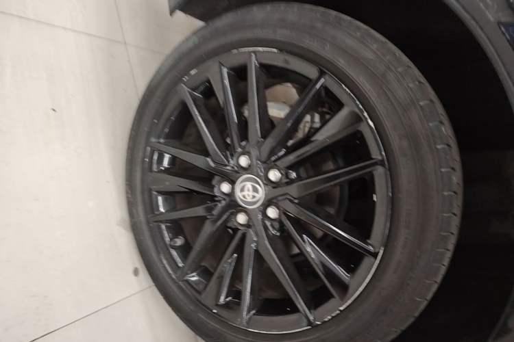 Used Toyota Camry 2023 2.5S Knight Edition Right Rear Wheel Hub