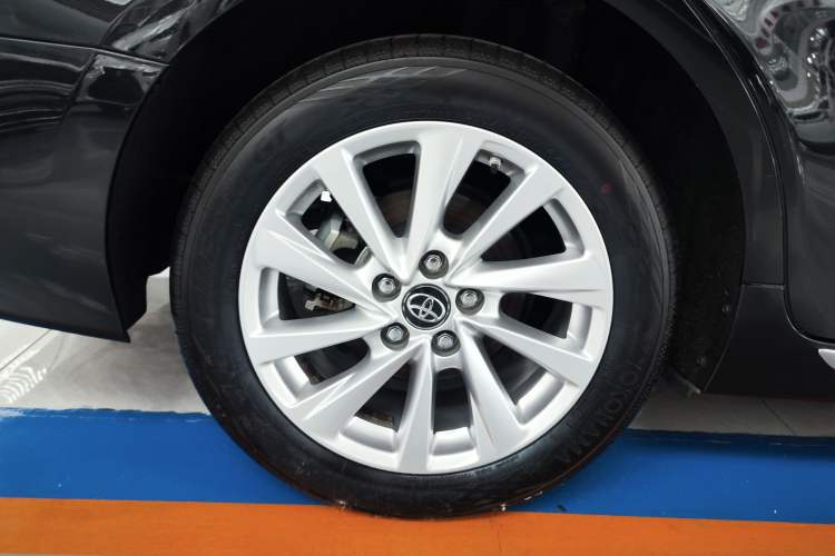 Used Toyota Camry 2023 2.0G Luxury Edition Right Rear Wheel Hub